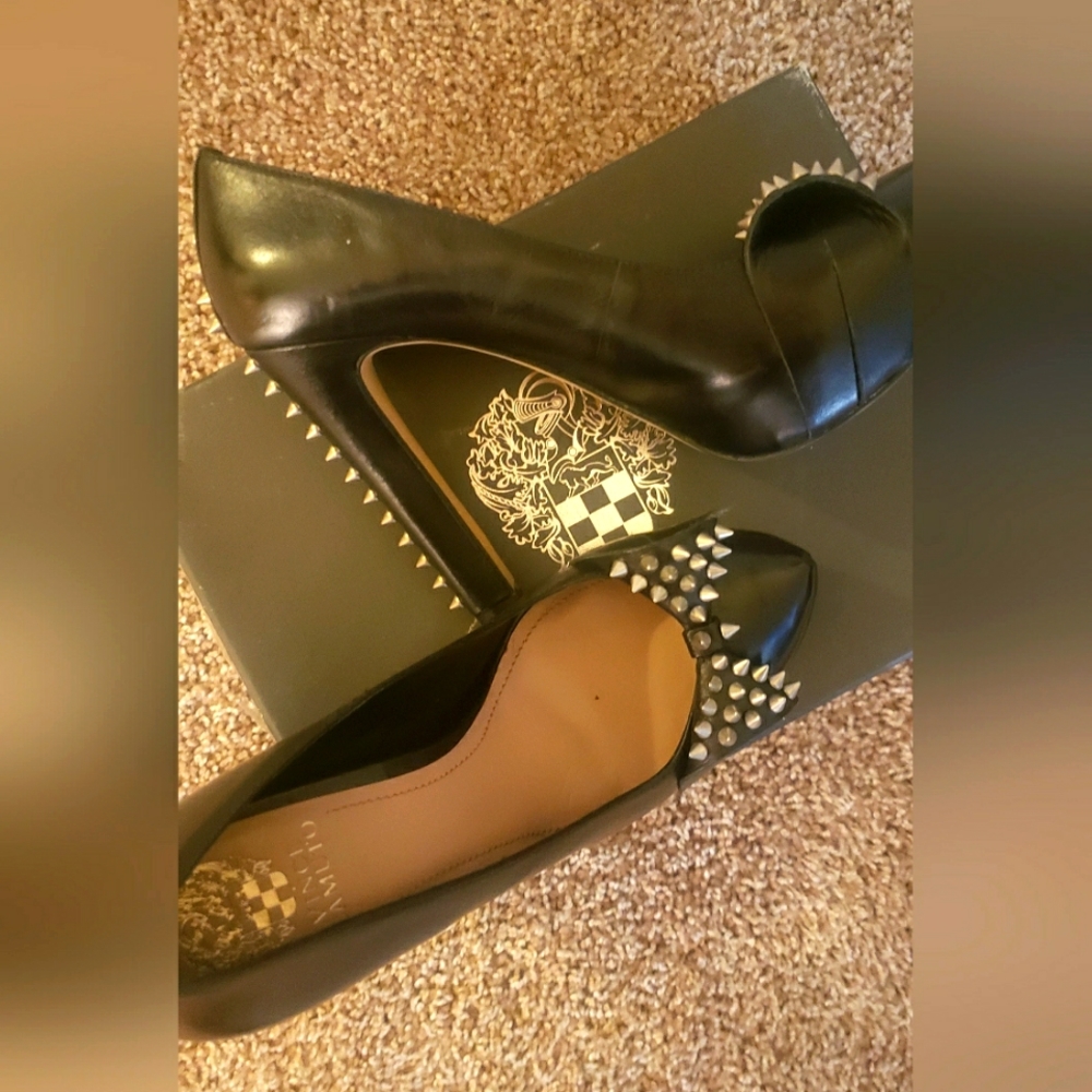 Vince Camuto Neverworn Black Heels with metal hardware, size 9.5